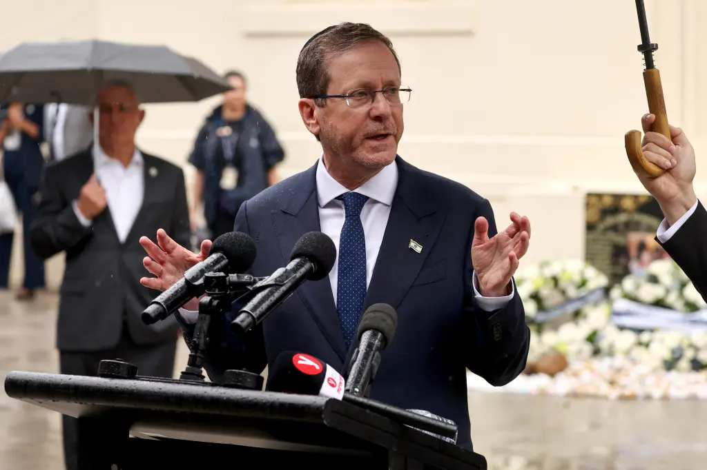 We will overcome evil togetherÂ  â€” Israeli President Herzog says in tribute to victims of Bondi Beach shooting