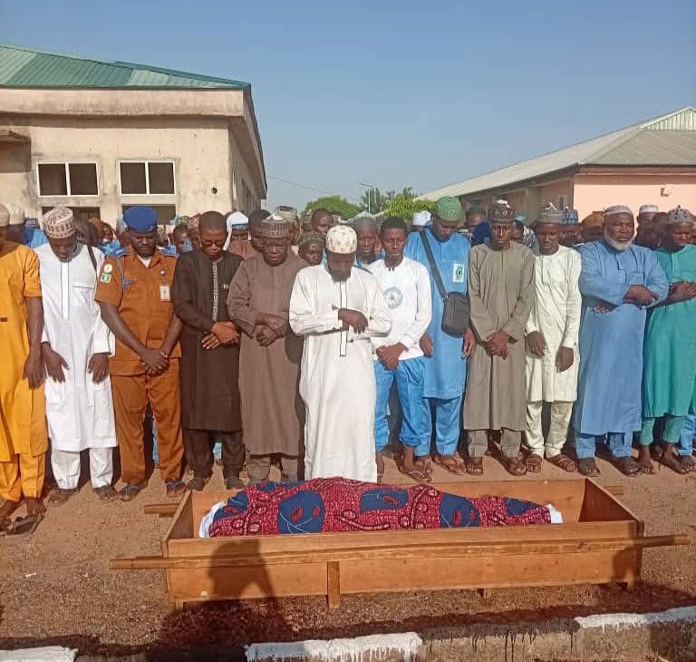Pilgrim dies after falling ill at Yola airport hours before flightto Saudi Arabia.
