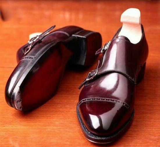 Nigerian guy ordered a patent shoe online but what he got instead will leave you in stitches