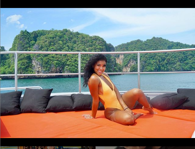  Eniko Hart flaunts her curvy body in one-piece swimsuit (Photos)