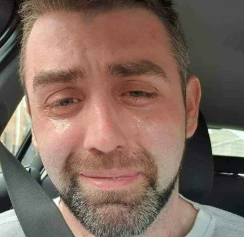 Dad shares crying selfie moments before taking his life after being left with just ?4.61 