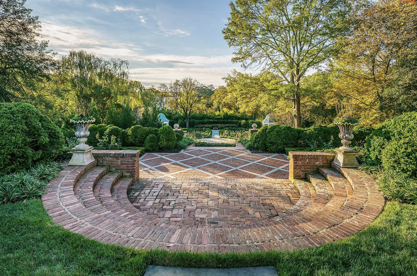 US first President, George Washington?s Mount Vernon estate sells for record $50M in rare listing 12