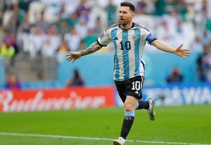 Lionel Messi delivers to keep FIFA World Cup hopes alive for Argentina in 2-0 win against Mexico