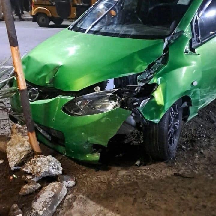 Three injured in crash as Kenyan husband who was with his girlfriend chases his wife and her boyfriend after spotting them kissing