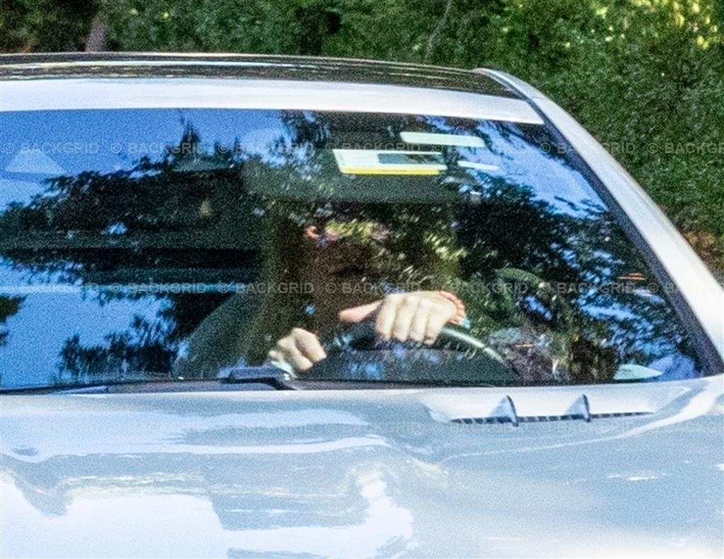 Britney Spears seen without her wedding ring in first pics since split from husband Sam Asghari (photos)