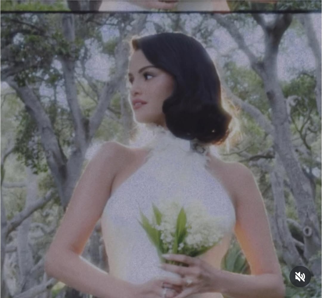 Actress Selena Gomez weds record producer Benny Blanco (photos)