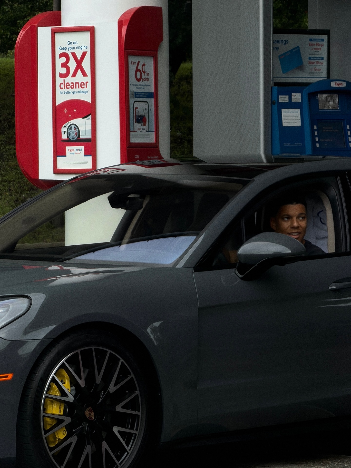 Pregnant woman gifts her husband a custom built Porsche to match her Cadillac