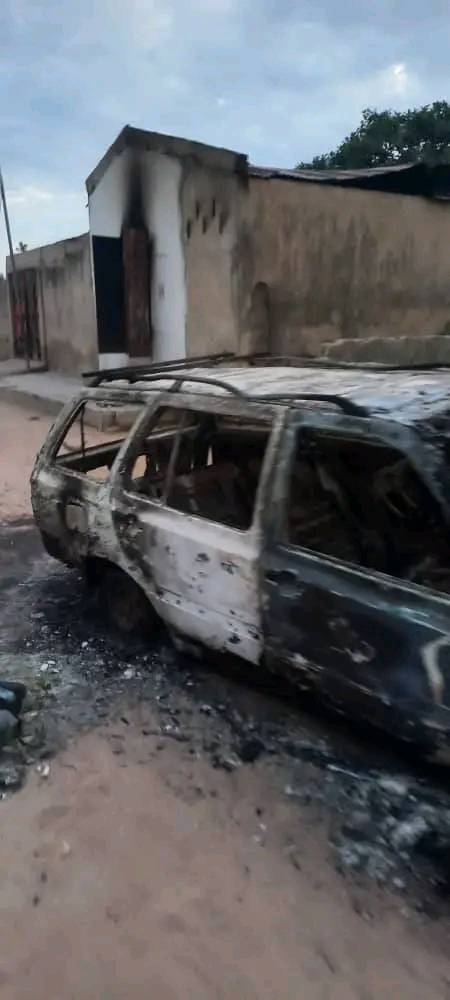 Boko Haram terrorists k!ll three, set palace, houses and vehicles ablaze in Borno