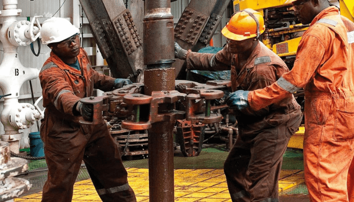 Oil companies export 80% of crude production despite rising domestic refining demand
