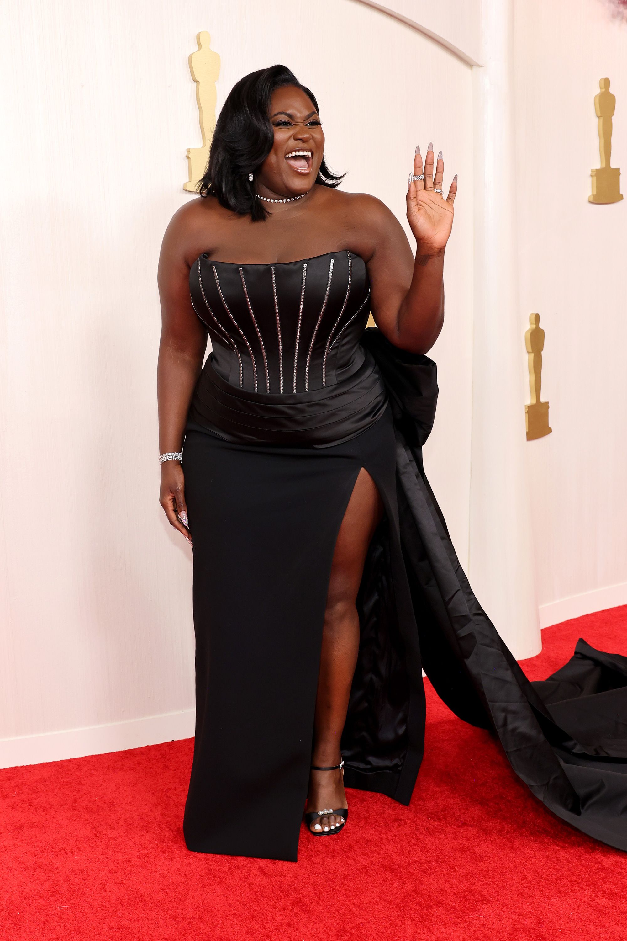 Red carpet looks at the 2024 Oscars award (photos)