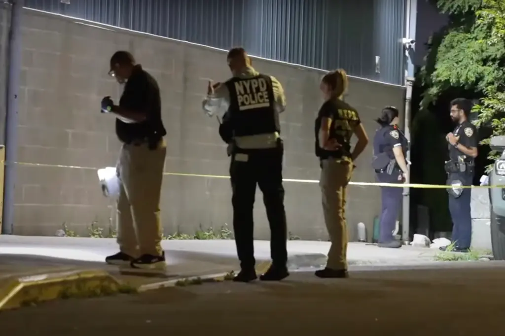 Estranged husband fatally shoots wife’s new lover outside New York home ...