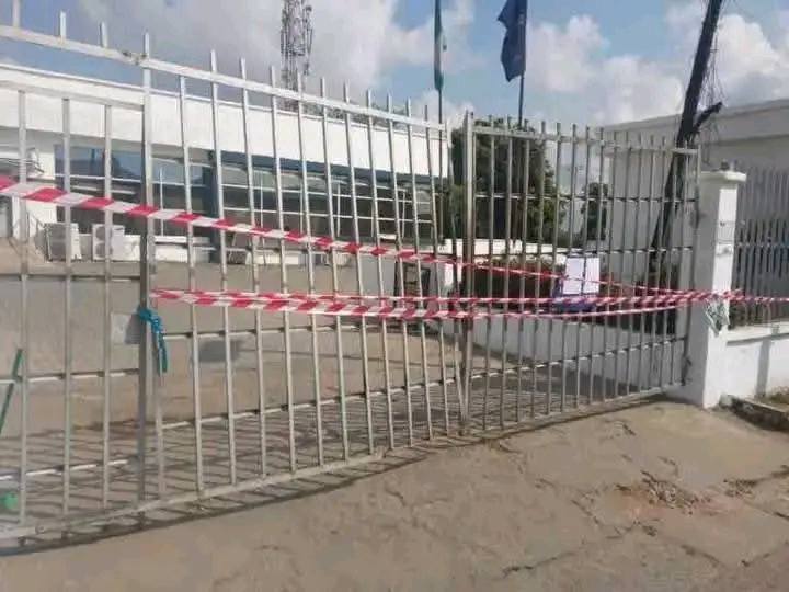 Bank building collapses in Abia