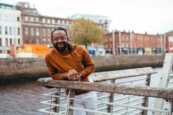“We used phone torch to do surgery†— Waka Waka Doctor recounts harsh realities Nigerian doctors face