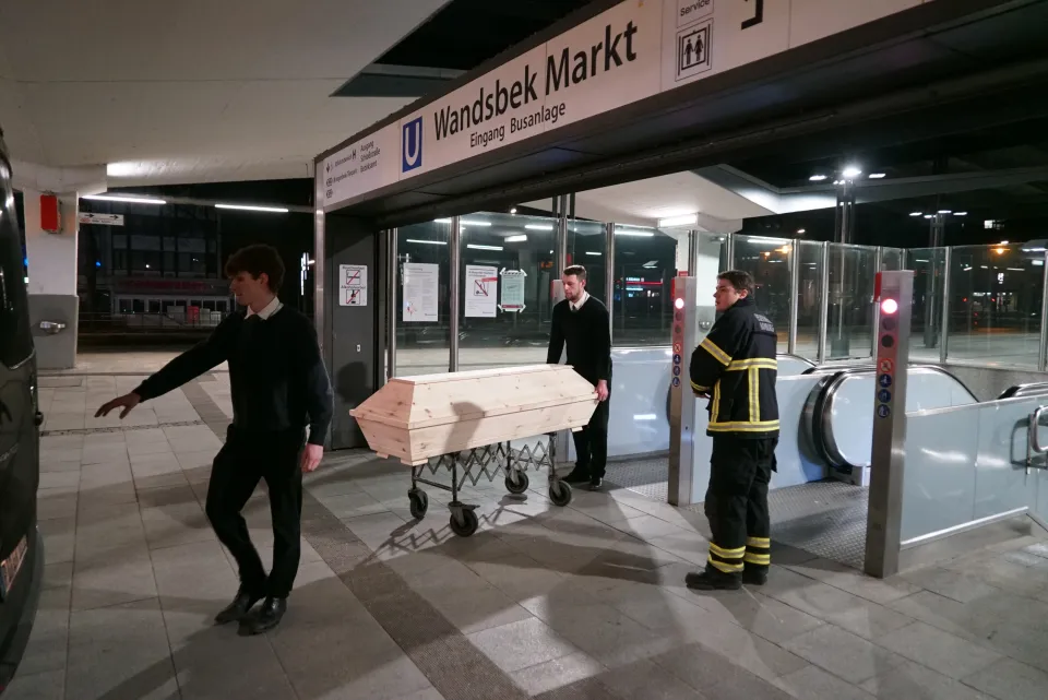 Turkish woman, 18, is k!lled by train in Germany after su!cidal man dragged her with him onto oncoming train while saying "Iâ€™ll take you with me"