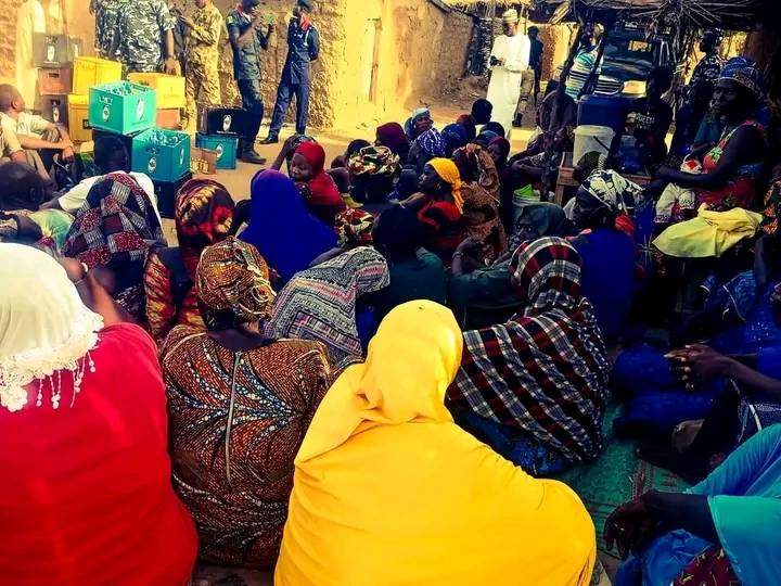 92 suspects arrested as Hisbah and security operatives confiscate 22 cartons of alcoholic drinks, ban brothels in Yobe community