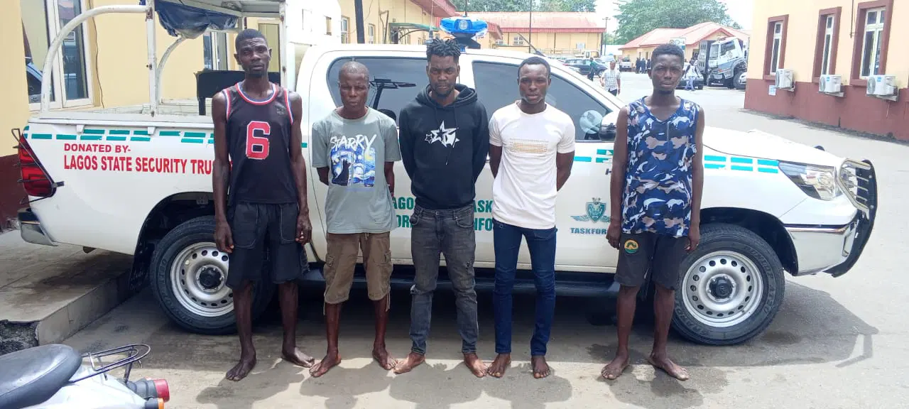 Lagos taskforce nabs five âOmotakuâ over motorist extortion