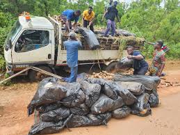 Police intercept 127 bags of Cannabis concealed in Yam tuber truck in Kwara