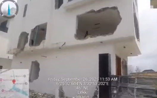 Flooding: Lagos state government remove houses blocking free flow of water in Lekki
