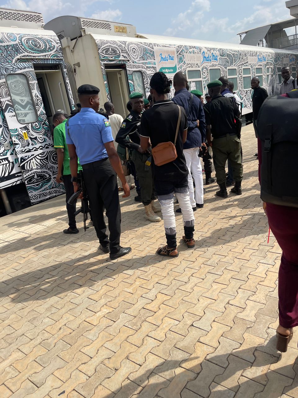 Police escort d!es inside Kaduna-Abuja train