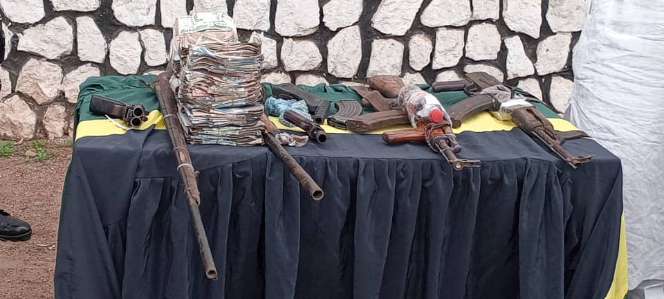 Police arrest notorious bandit 
